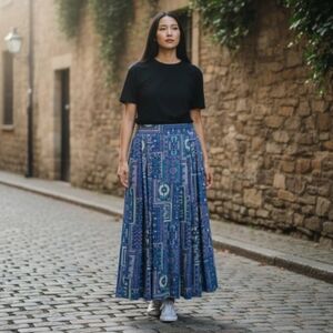 Geiger Vintage Wool Blue and Purple Patterned Women's Pleated Maxi Skirt
